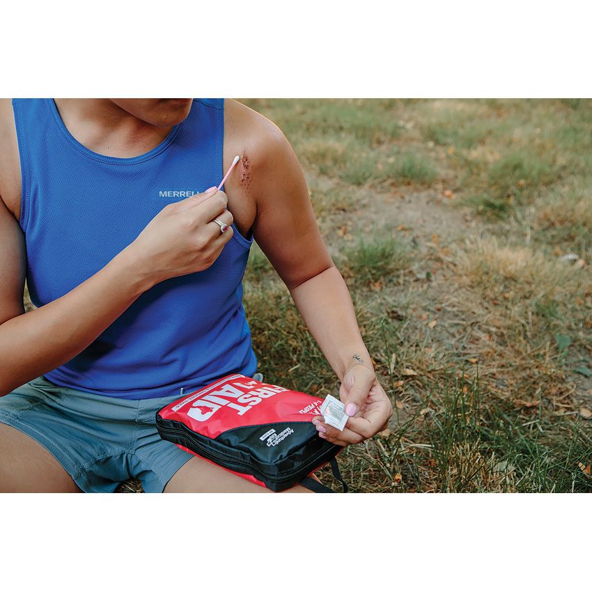 (image for) Adventure Medical Adventure First Aid, 2.0