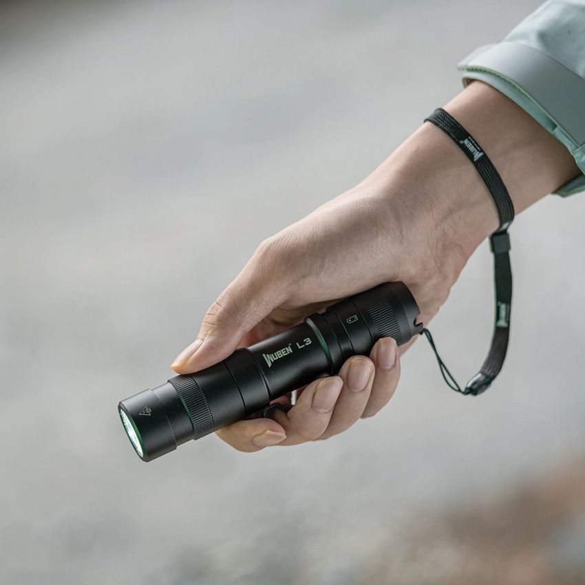 (image for) Wuben L3 Rechargeable Flashlight