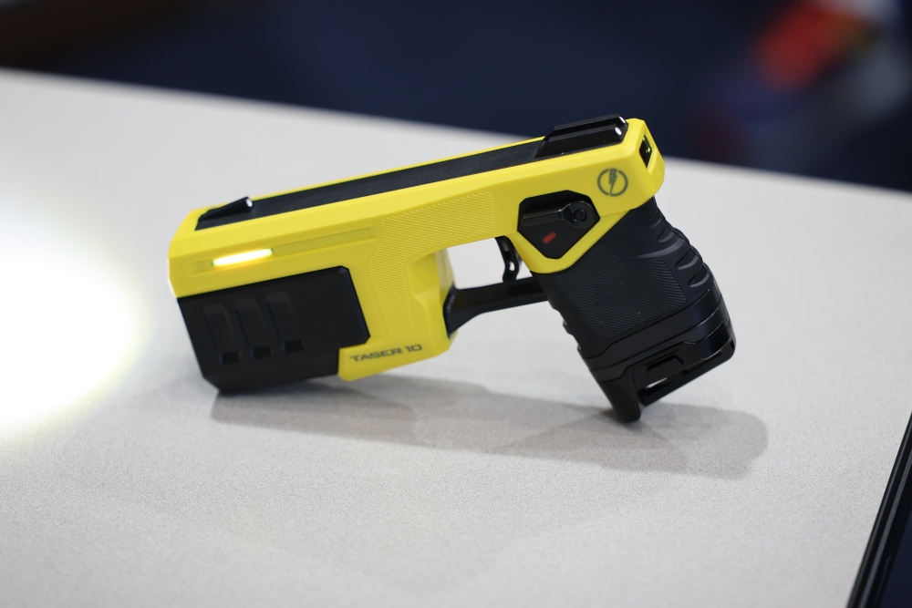 TASER 10 (image for) TASER 10